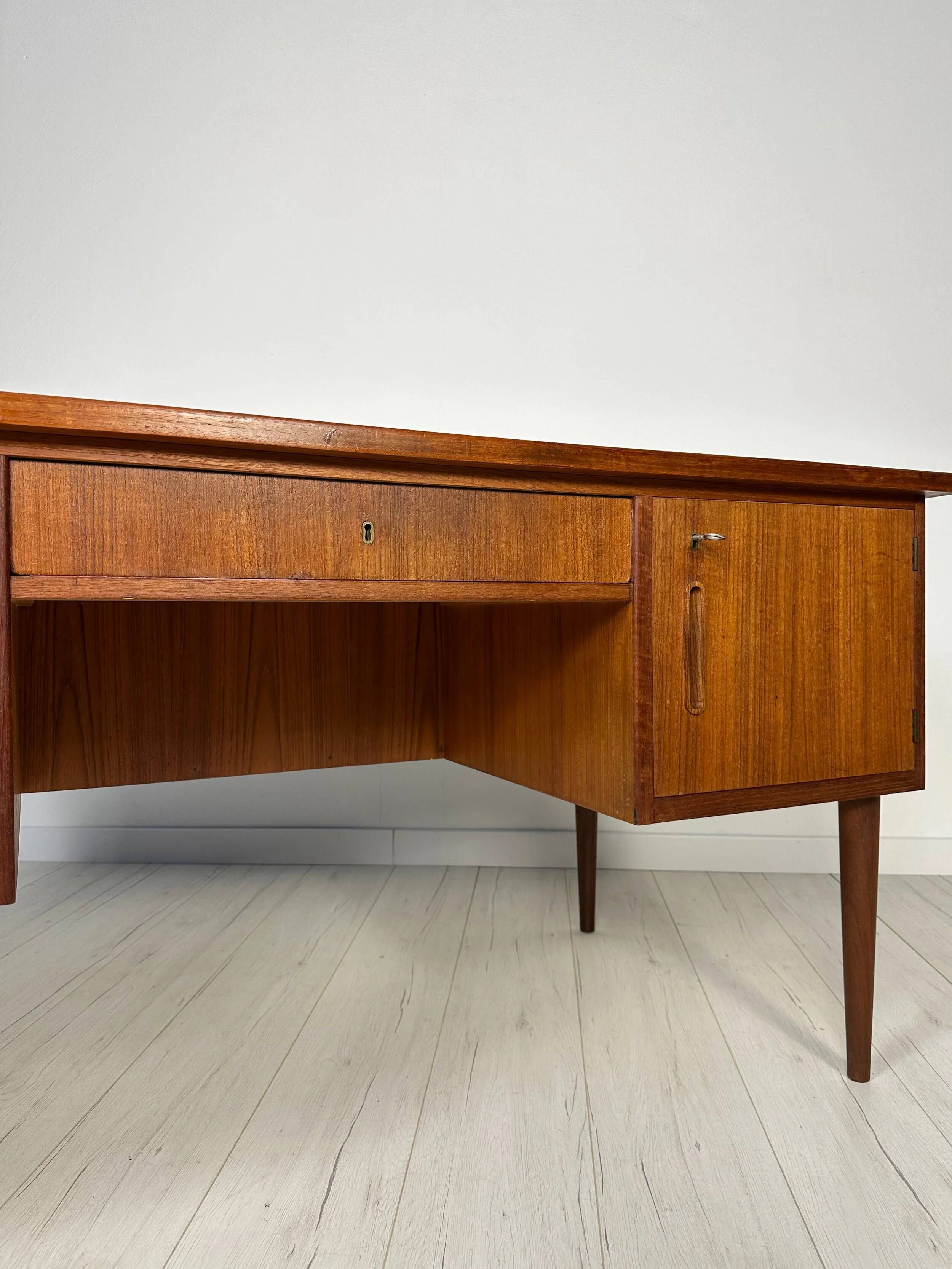 1960s Vintage Scandinavian Mid-Century Teak Writing Desk