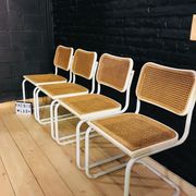 Suite de 4 chaises design par Marcel Breur modèle B32 Cesca