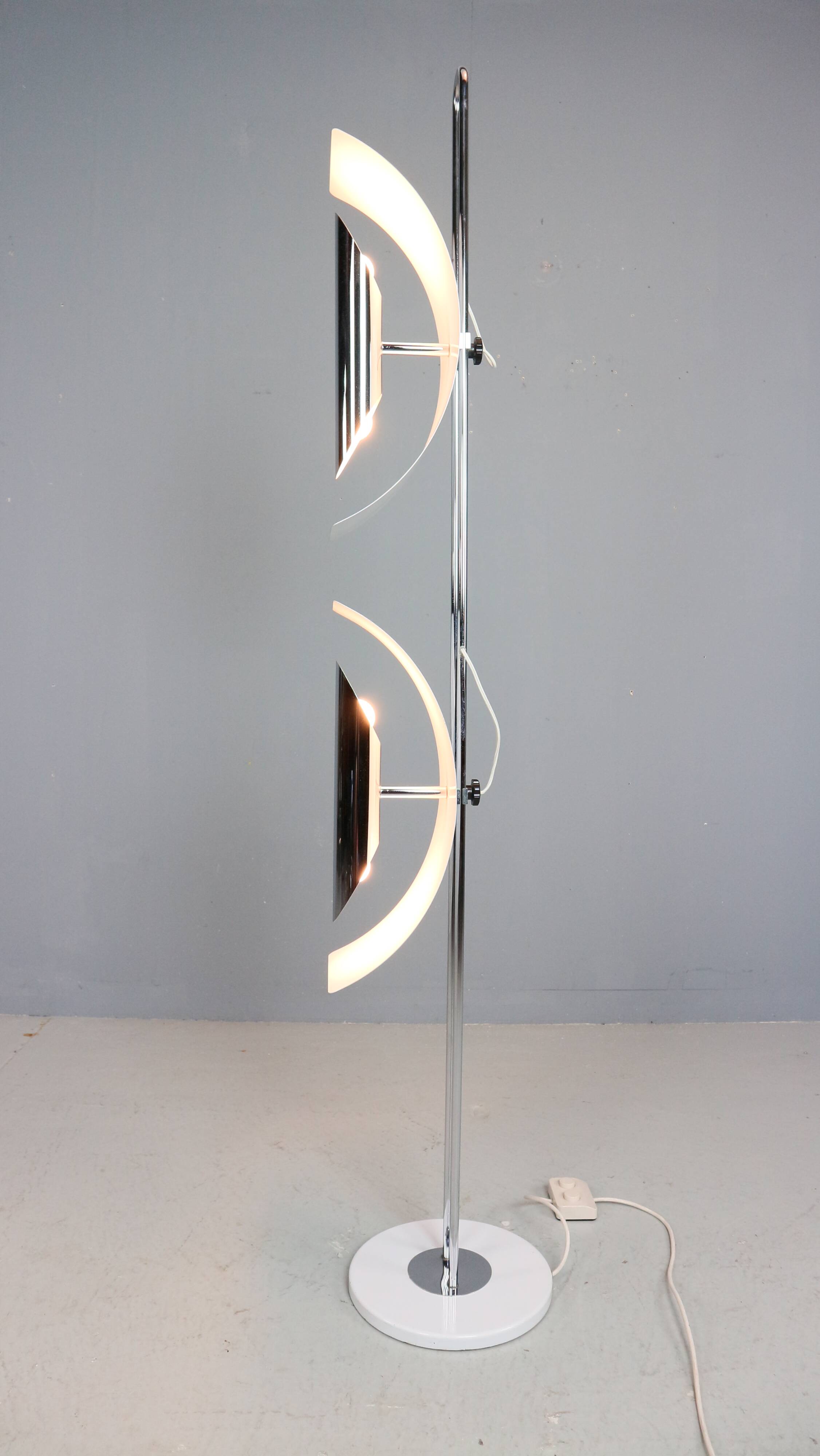 Vintage floor lamp by Goffredo Reggiani Italy 1960