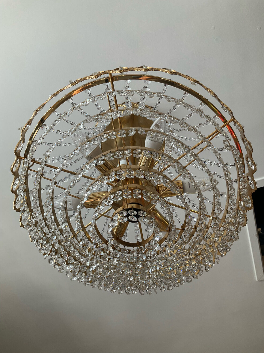 Lustre cascade en bronze et pampilles de cristal