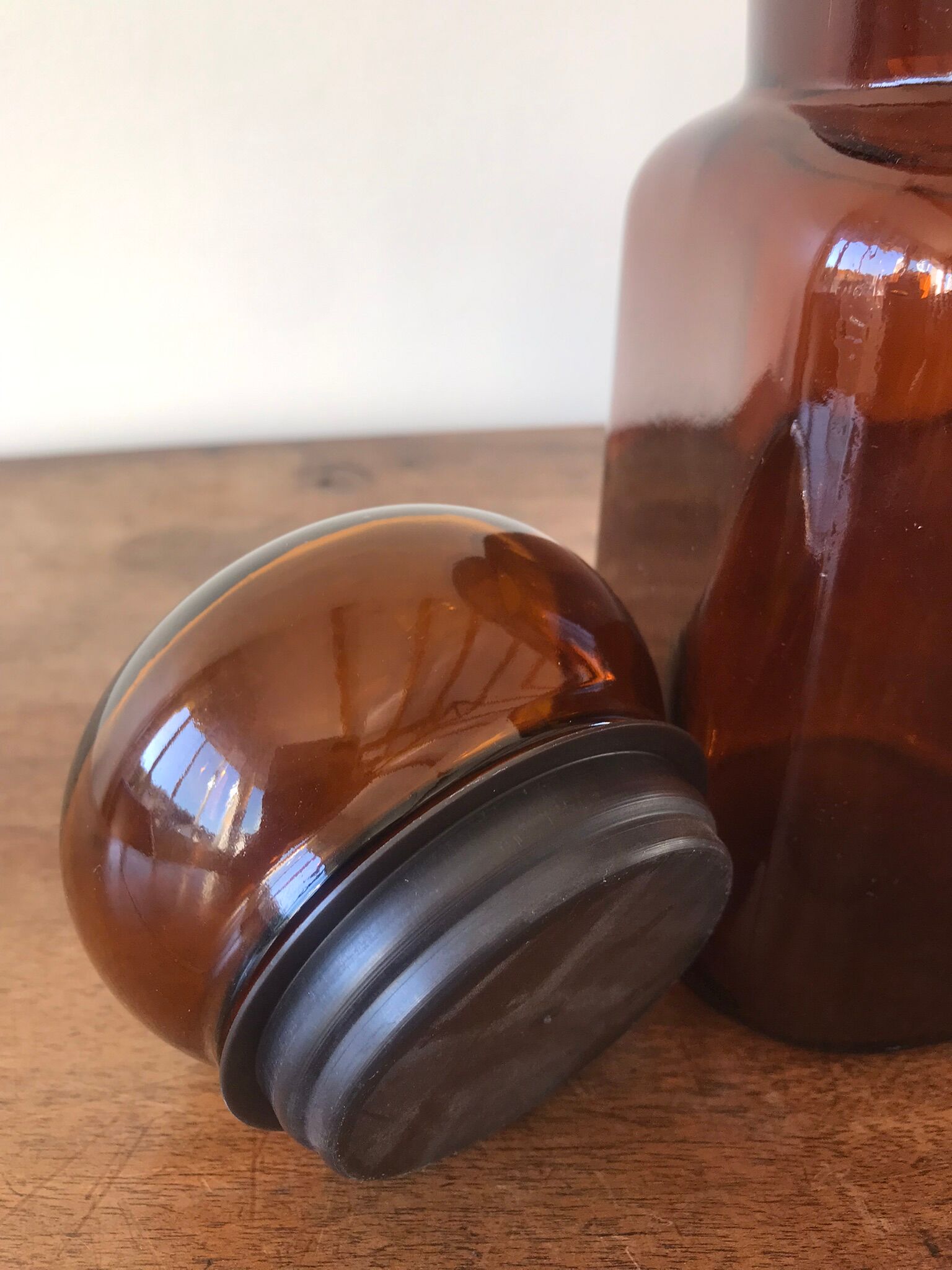 Amber glass jar