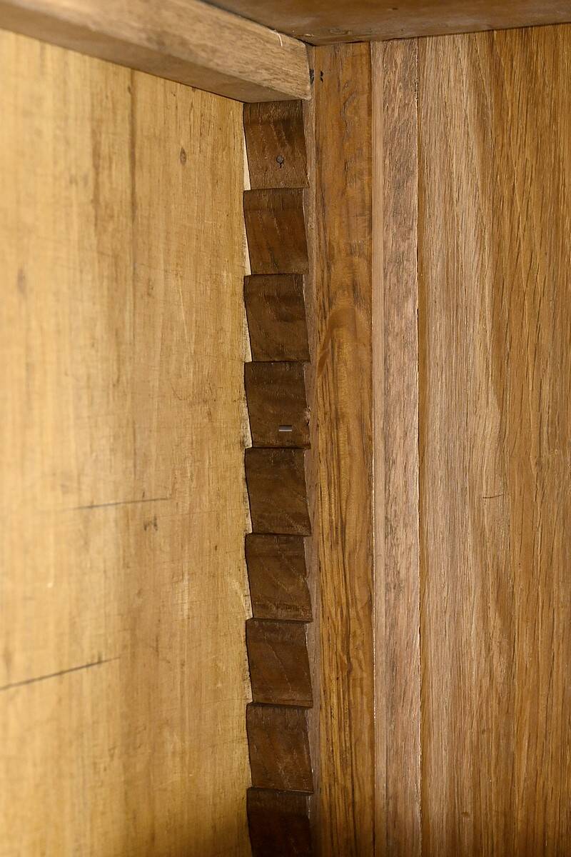 Mahogany Glass Bookcase, Restoration Period – Part 1 of the 19th Century