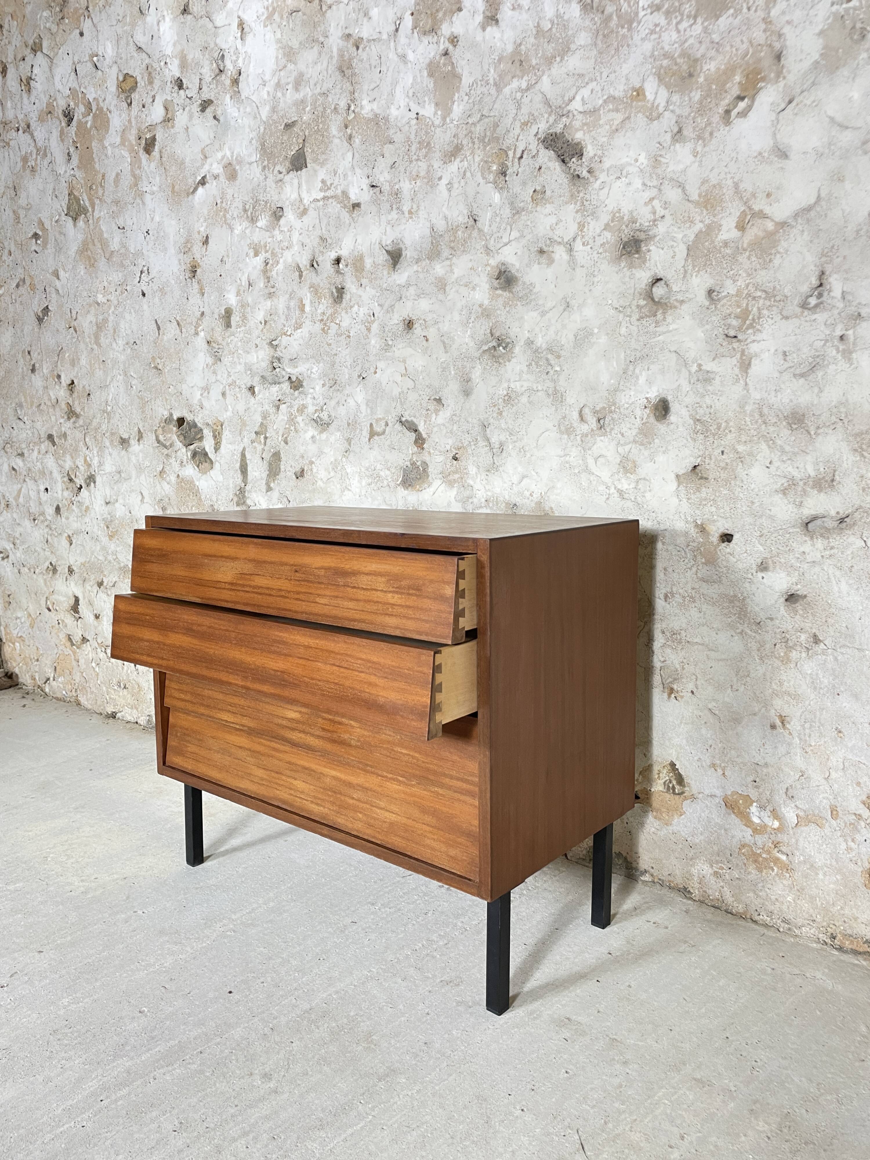 60s dresser three drawers