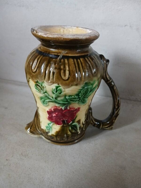 Petit pichet/ crémier ancien en majolique