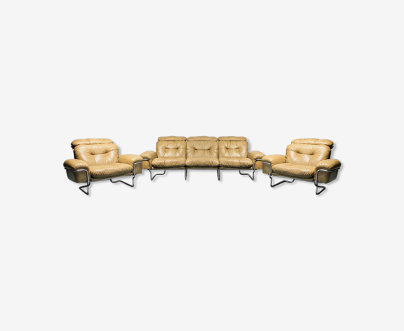 Sofa and two armchairs
