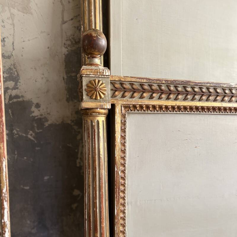 Bed in the old Louis XVI style