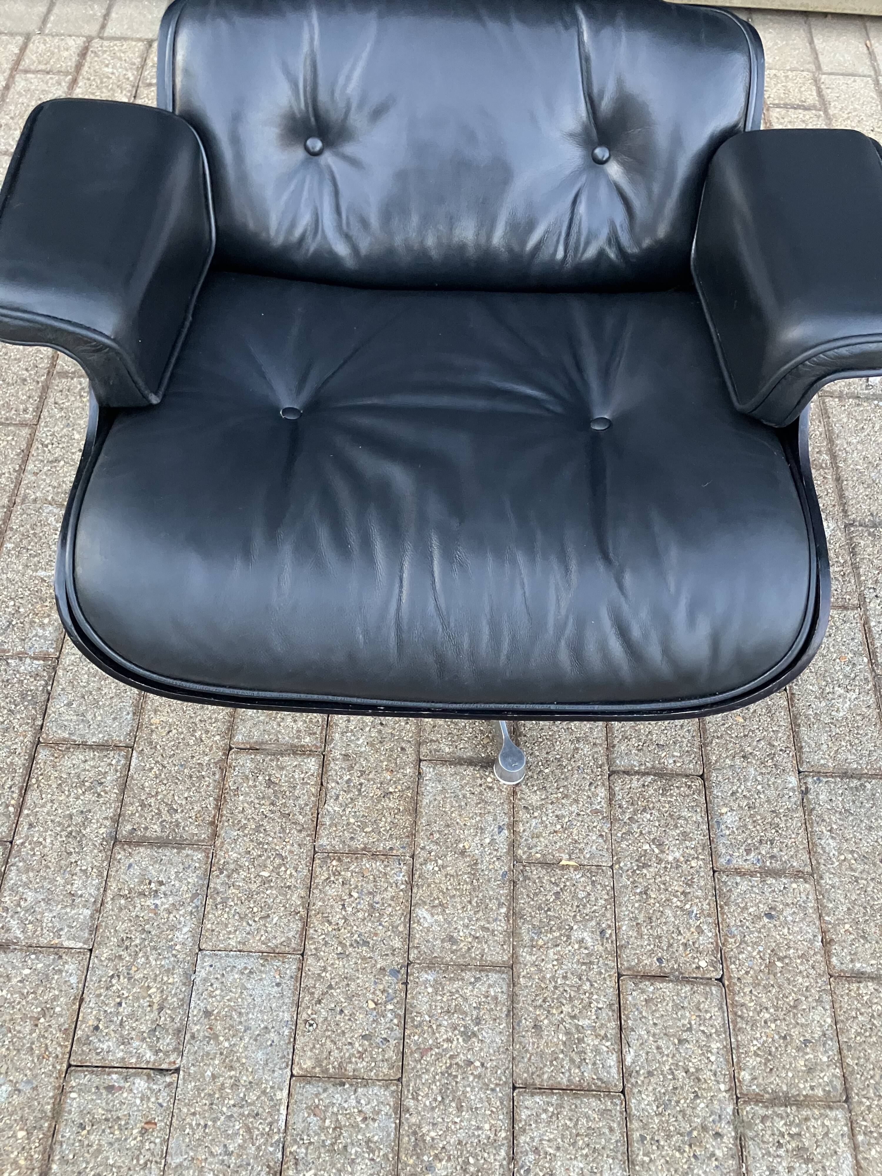 Vitra Eames lounge chair met Ottoman. Jaren 70. In Topstaat!