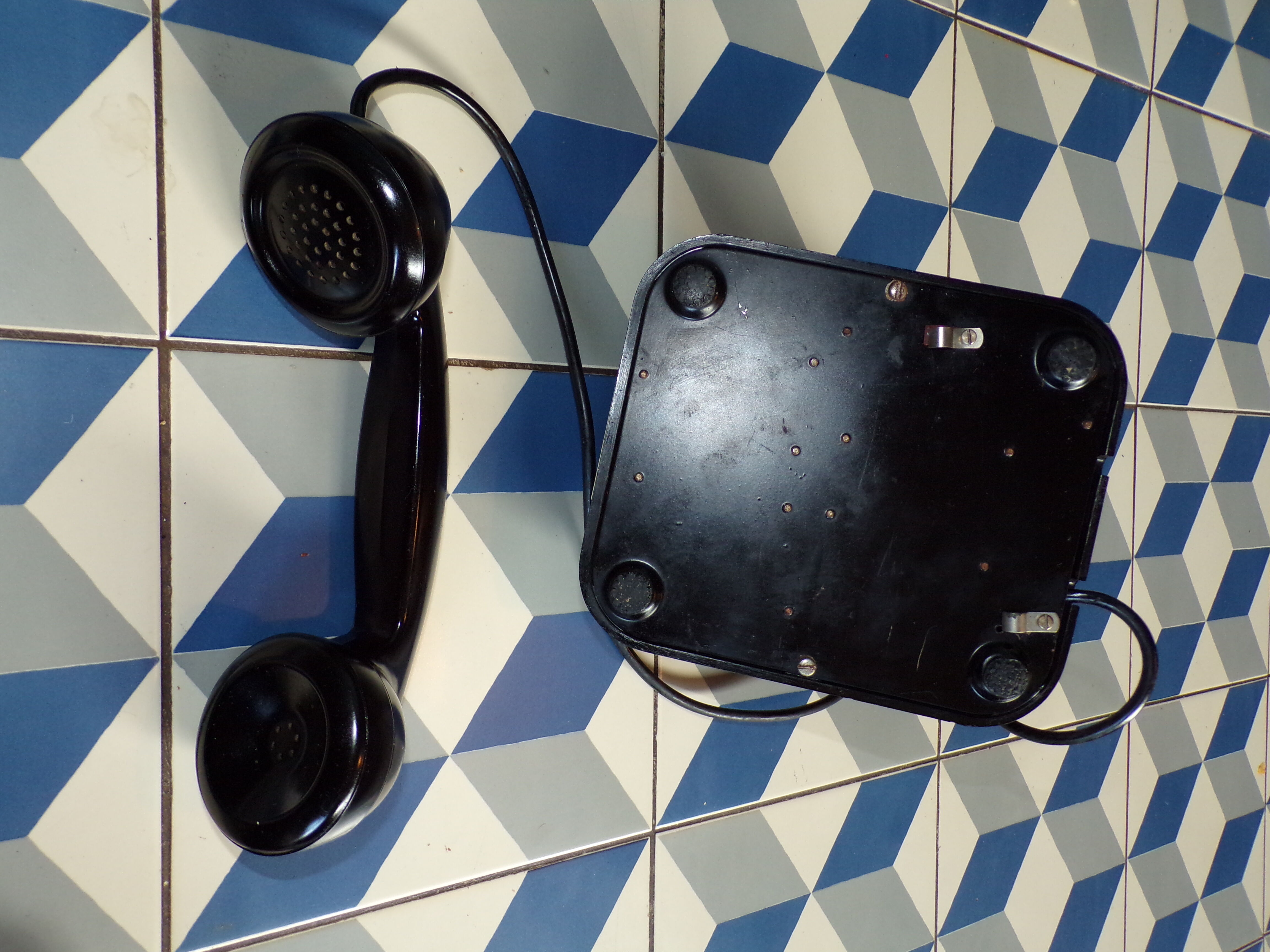 Phone 1950 CGTC in Bakelite