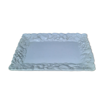 Plat en porcelaine blanche