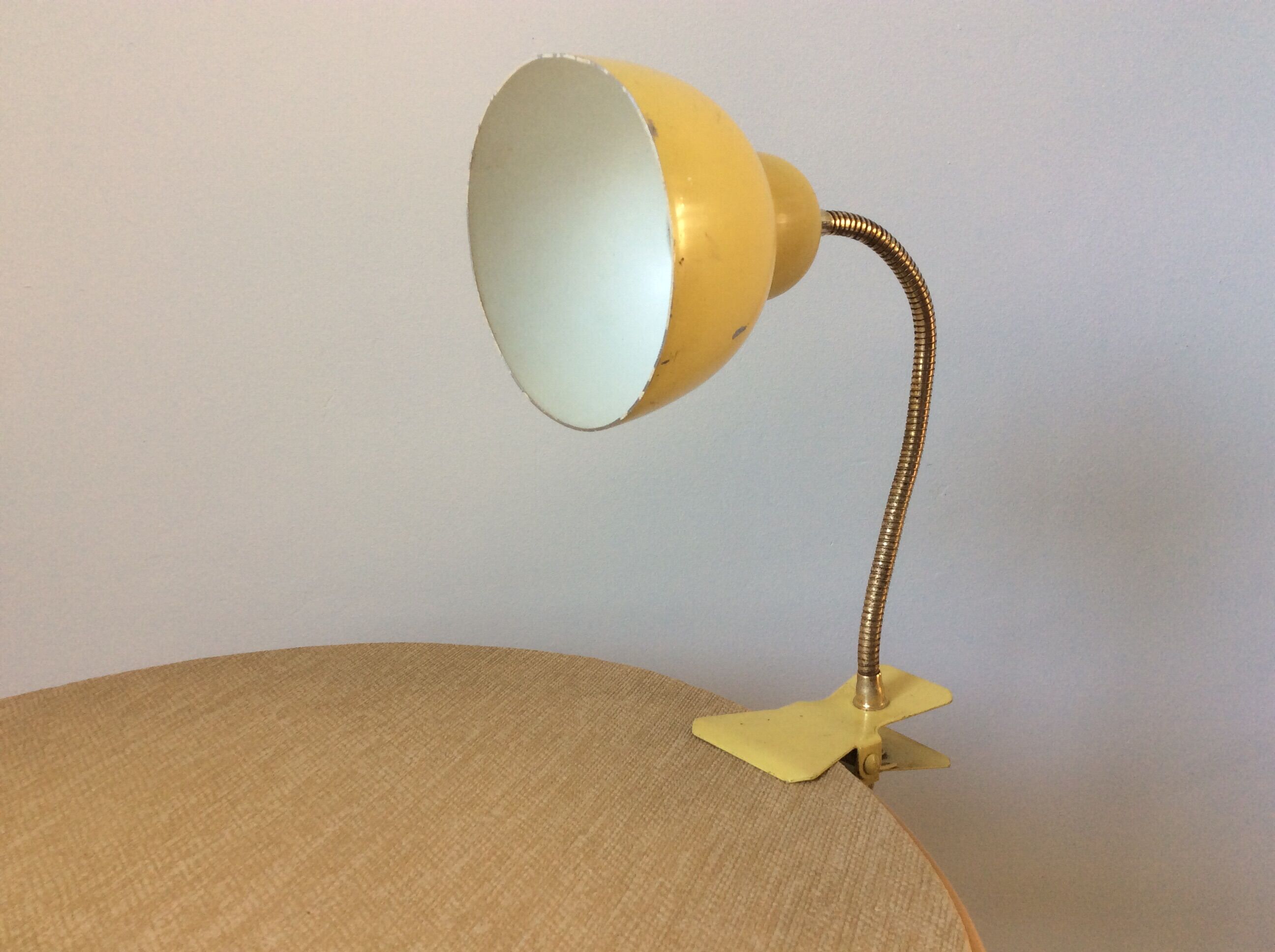Lampe pince vintage jaune