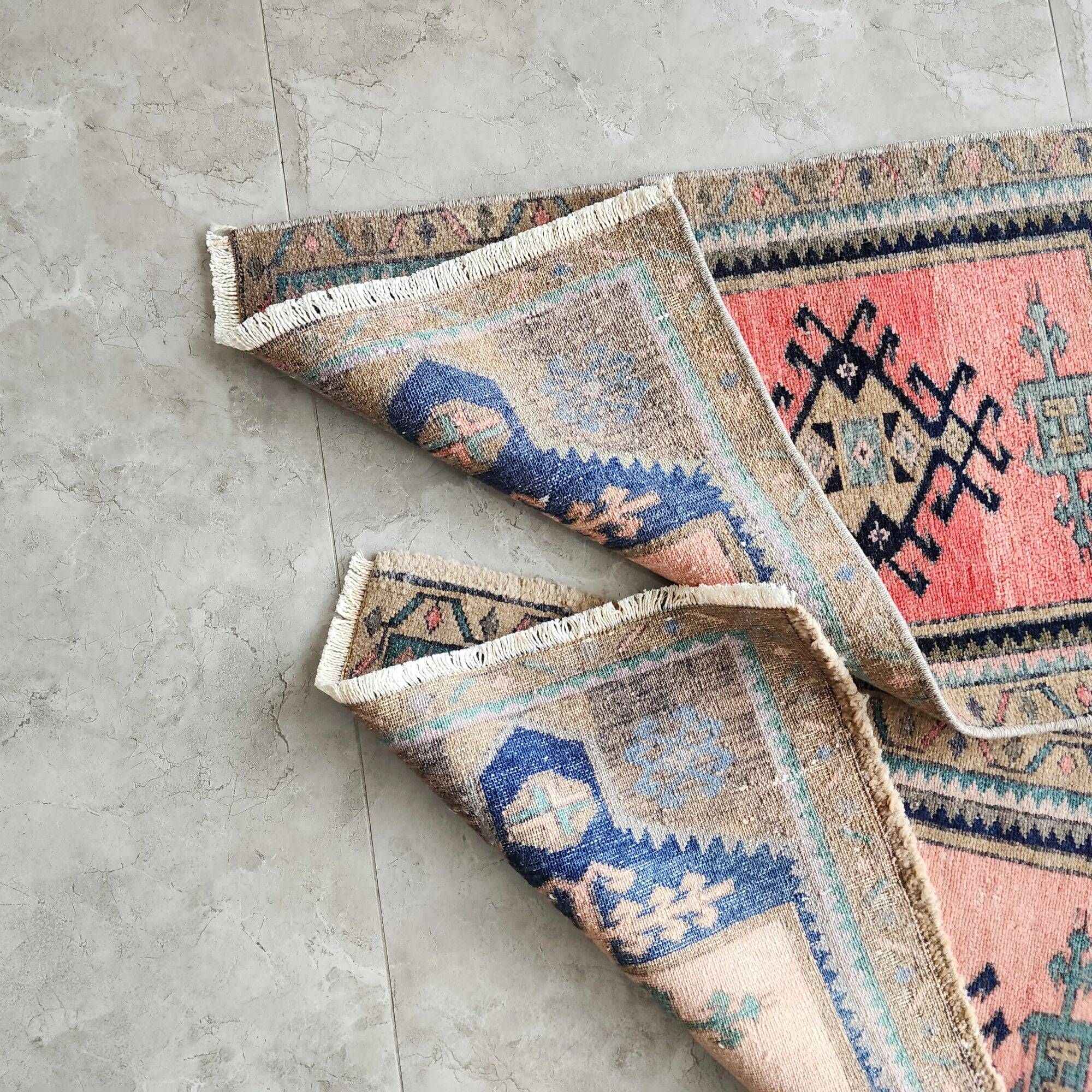 Set of 2 vintage handmade Turkish rugs 45x86 cm