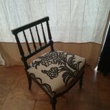 Chaise basse style classique
