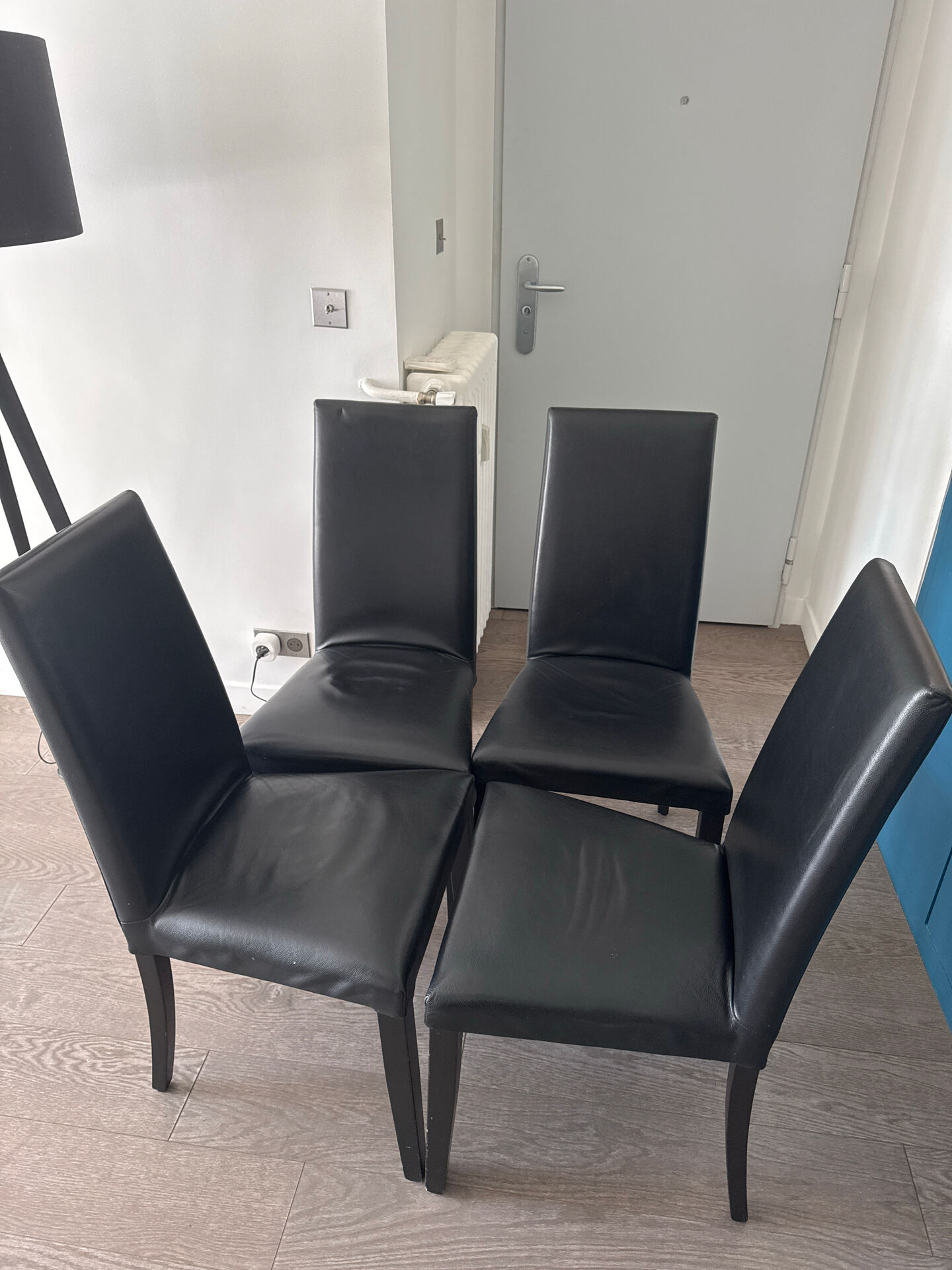 4 leather chairs by Cinna