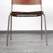Chaise Miss B de Tito Agnoli pour Bonacina, 1990
