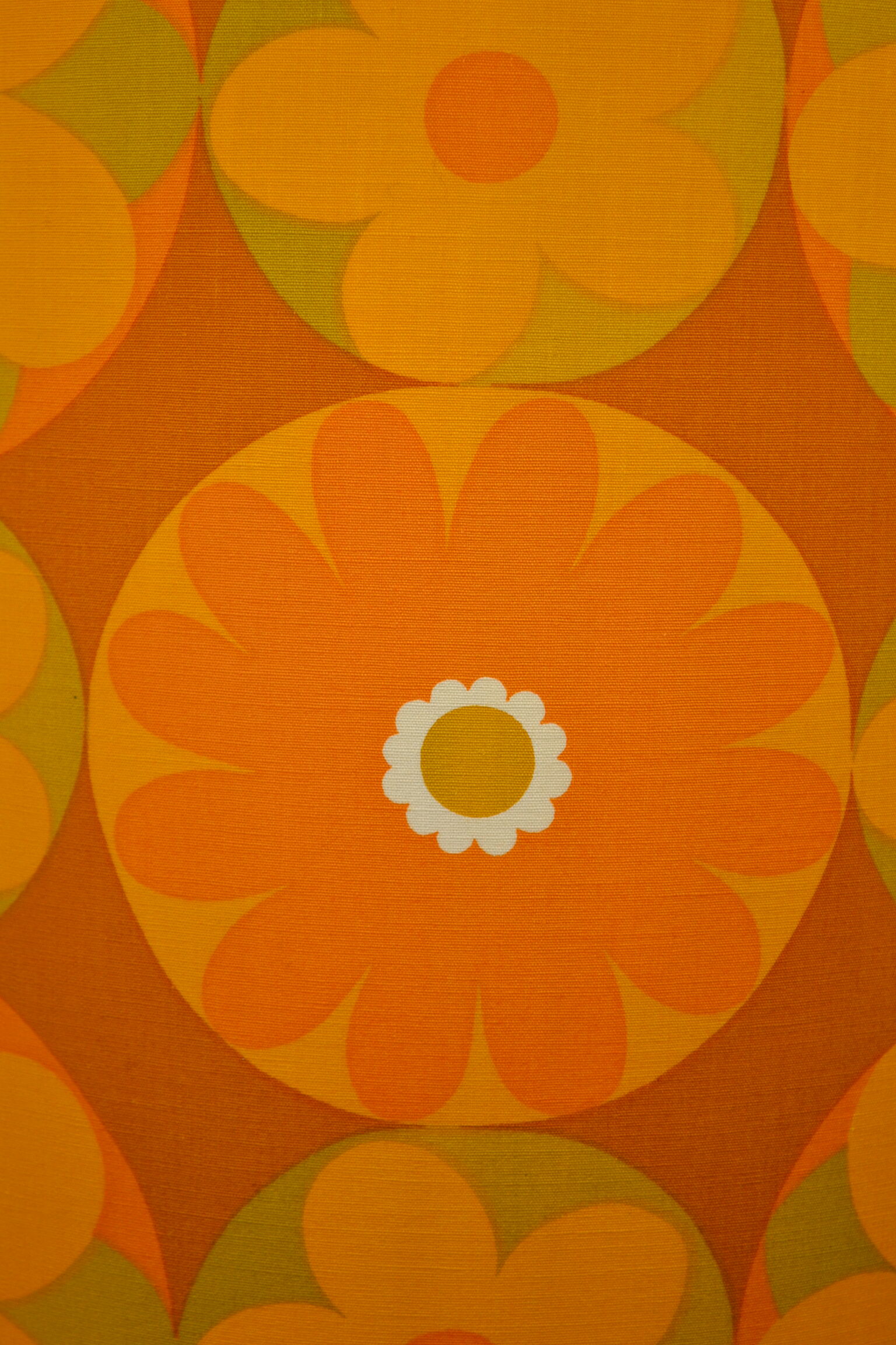 Corolles orange lampshade 1970