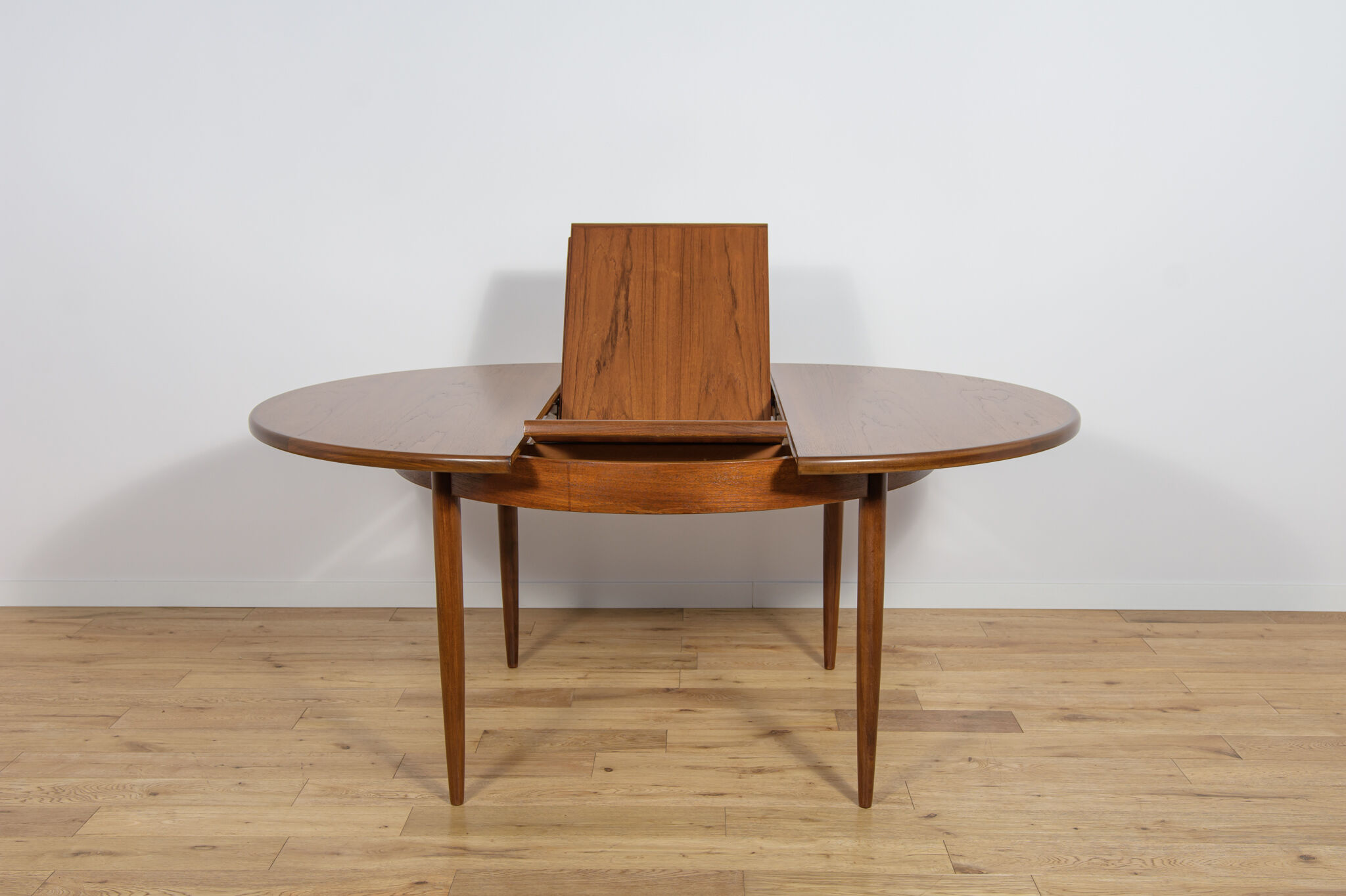 Mid-Century Round Teak Fresco Dining Table from G-Plan, United Kingdom, 1960s