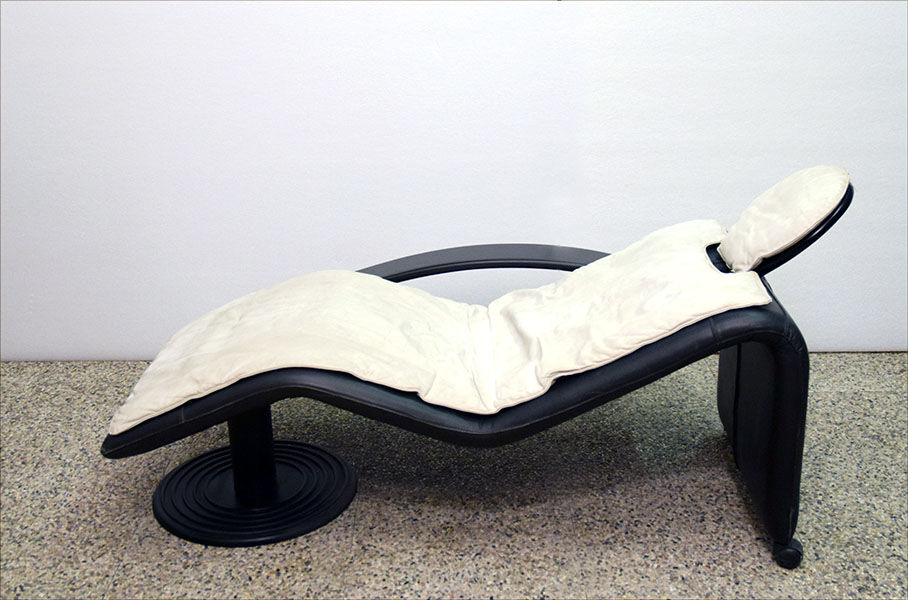 Chaise longue on wheels, Italian production, 1980s
