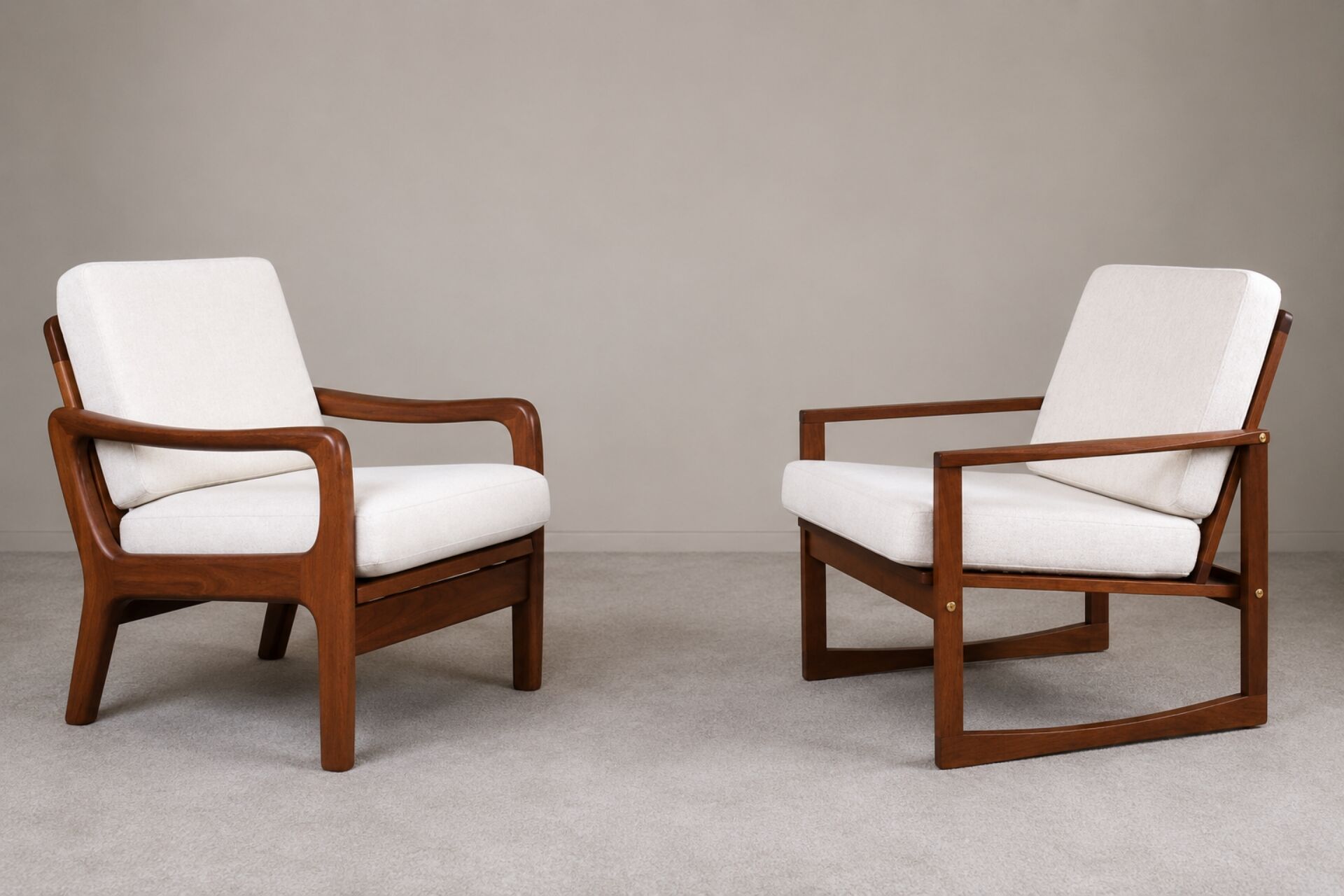 Lounge chair by Juul Kristensen and danich teak lounge chair, set of 2
