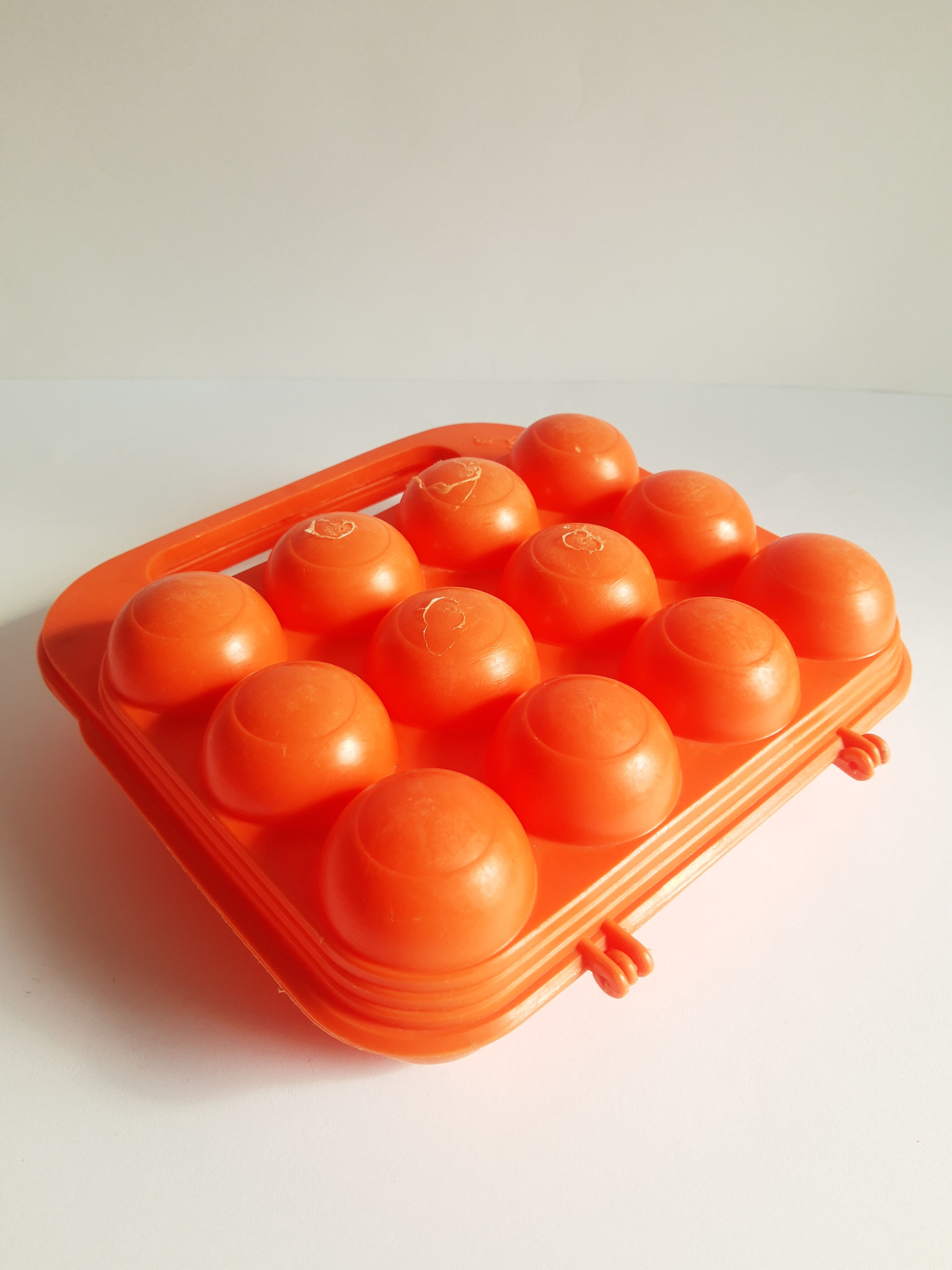 Orange egg box 70s