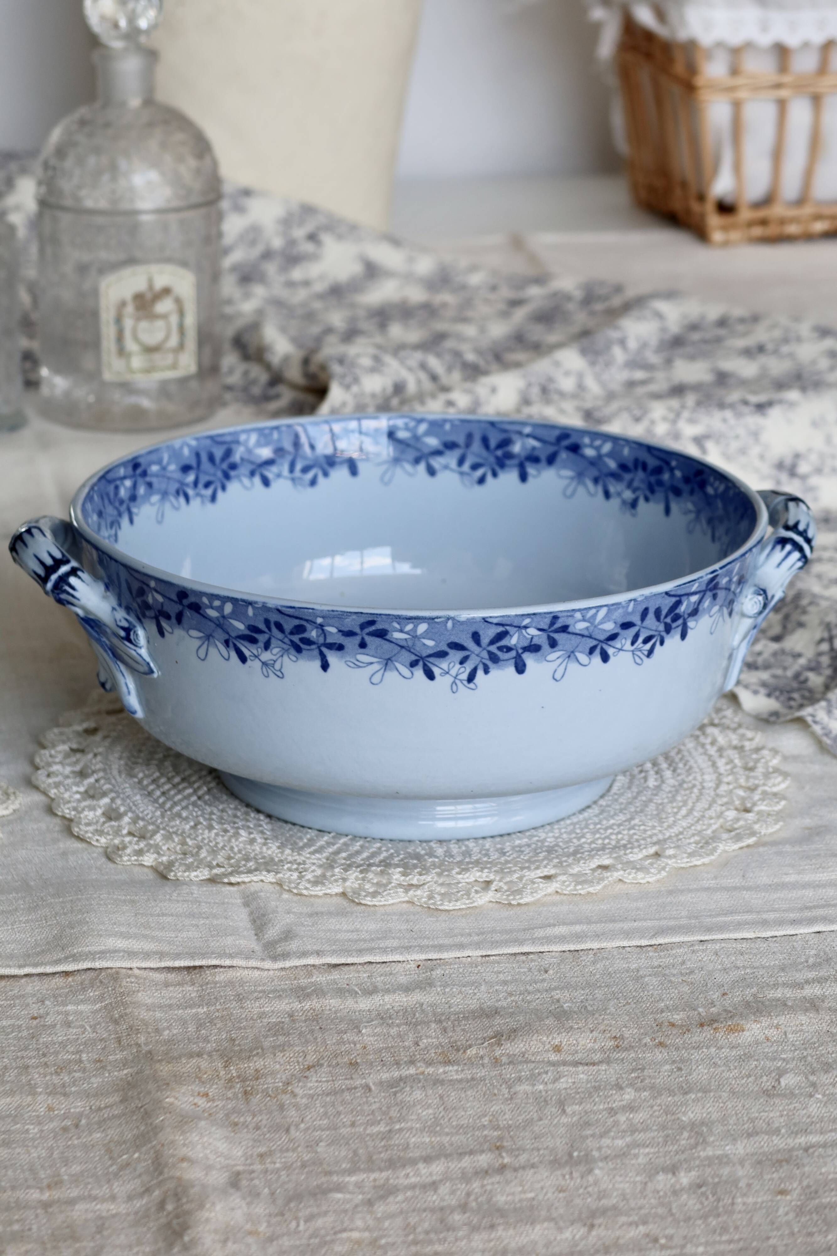 Antique U&C Sarreguemines earthenware salad bowl - Mimosa model