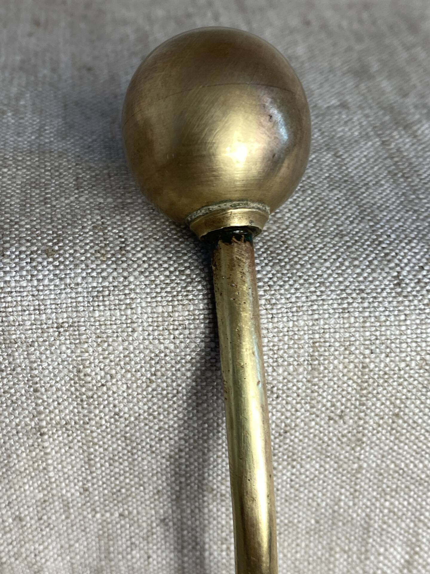 Pair of ball and hook coat hooks in brass