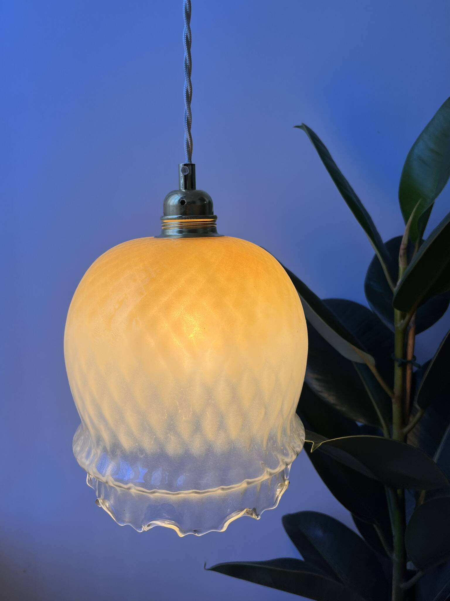 Large tropical style pineapple pendant light