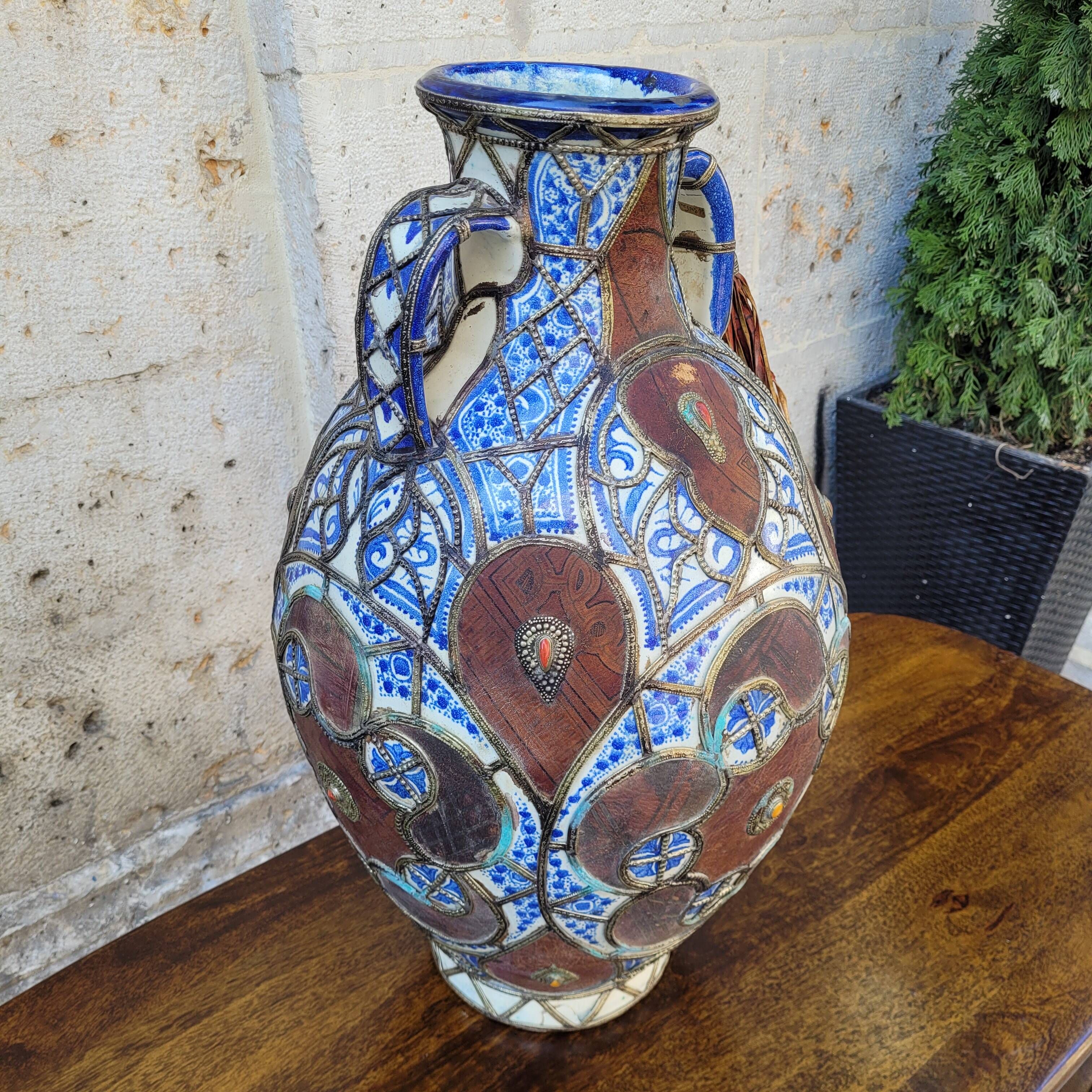 Filigree vase, ceramic, leather, enamel and metal, 19th century - Safi, Morocco