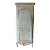 Patinated bonnetière