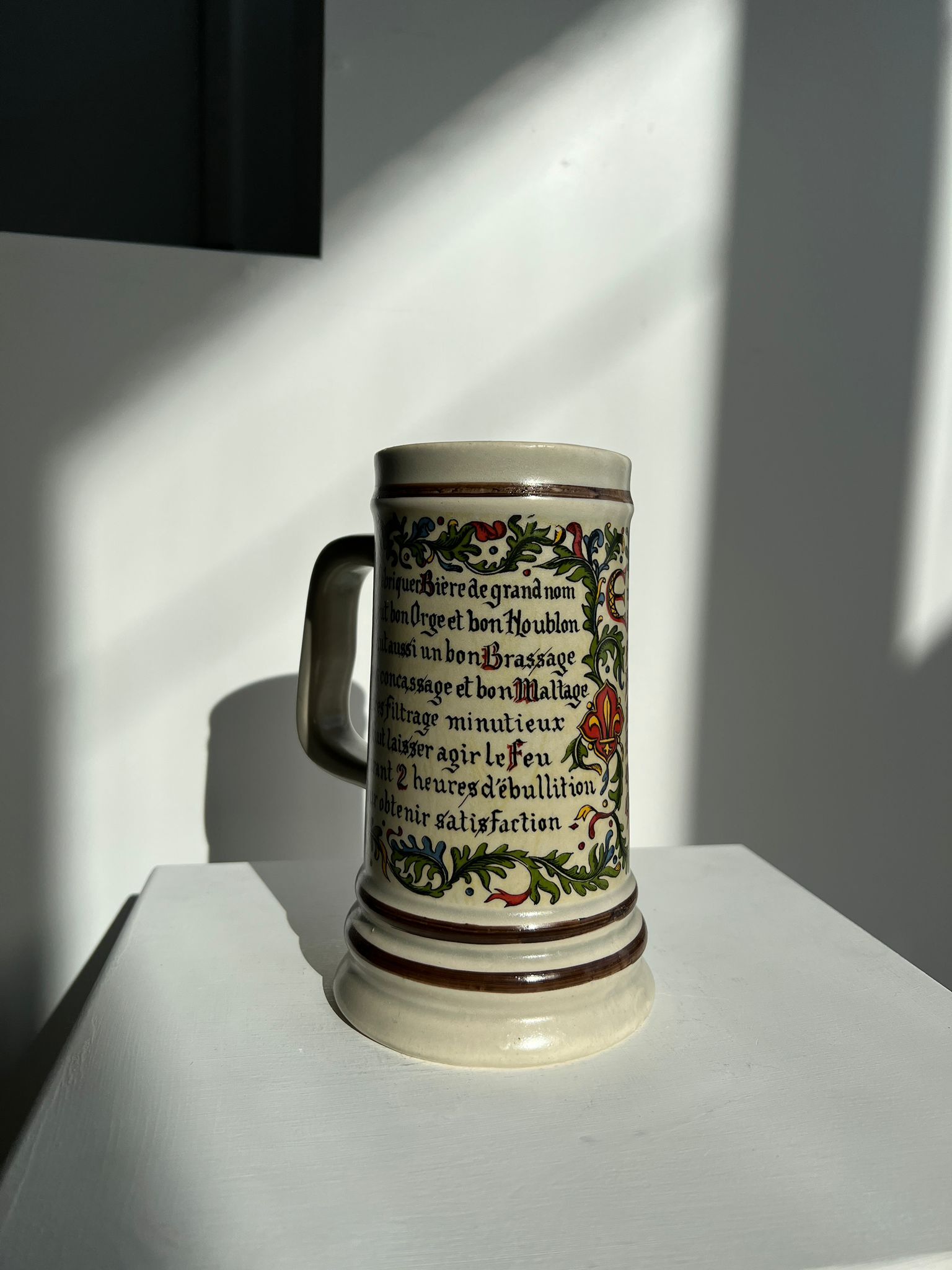 Chope Saint Clément illustrant la recette de la bière H:18cm
