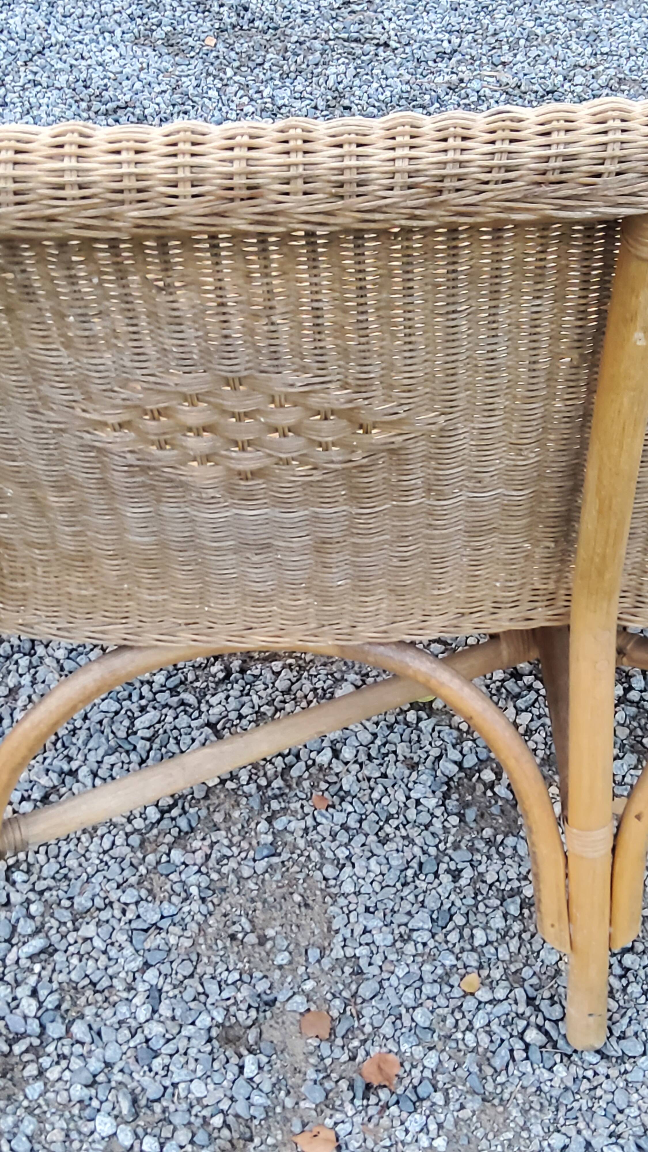 Pair of armchairs and bench in rattan and bamboo from the 60s/70s