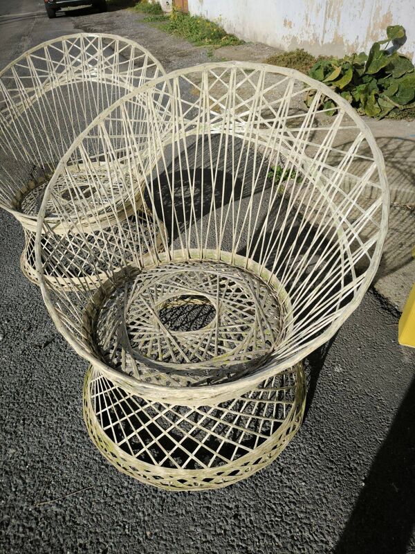 Paire de gros fauteuils de jardin