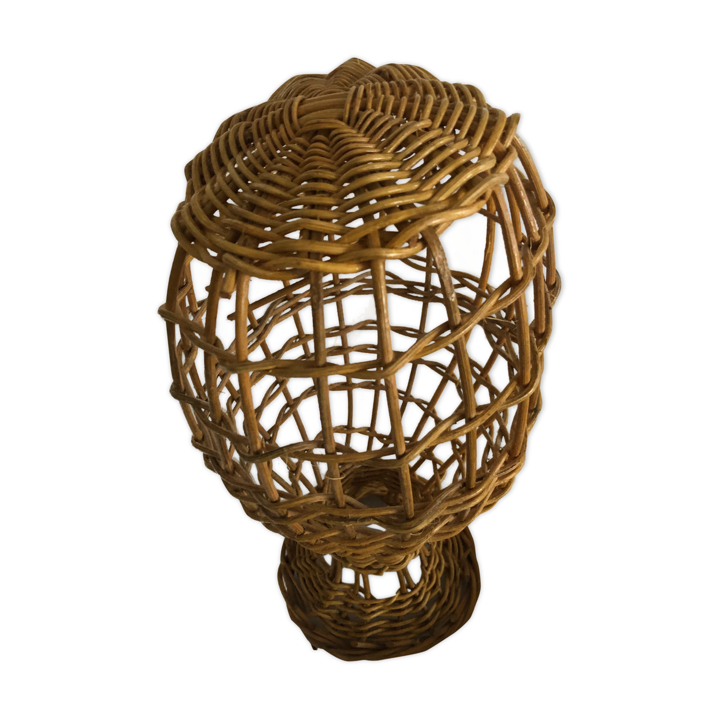 Head to rattan hat, milliner's marotte