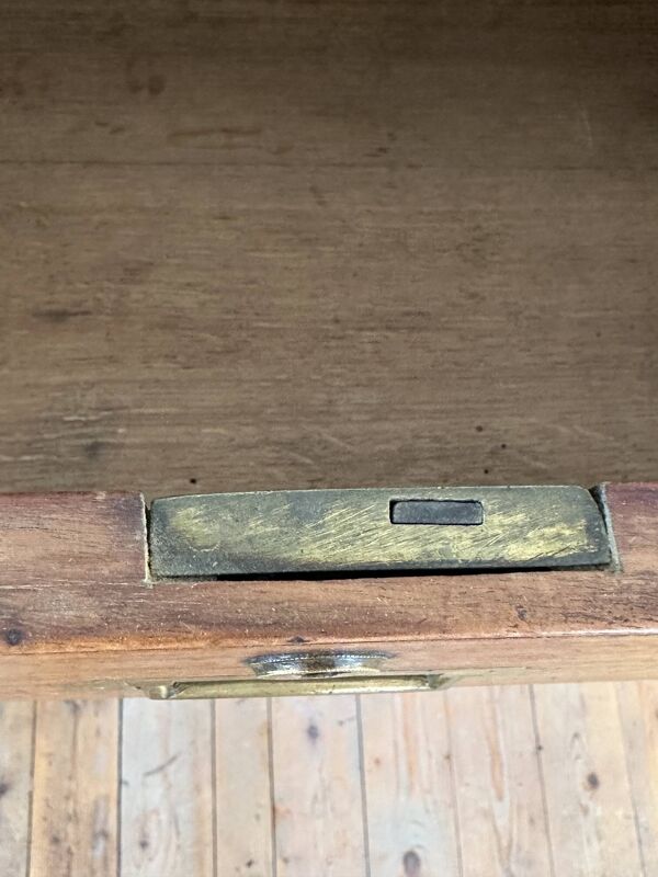 Coffre de campagne militaire ancien