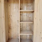 Armoire pin
