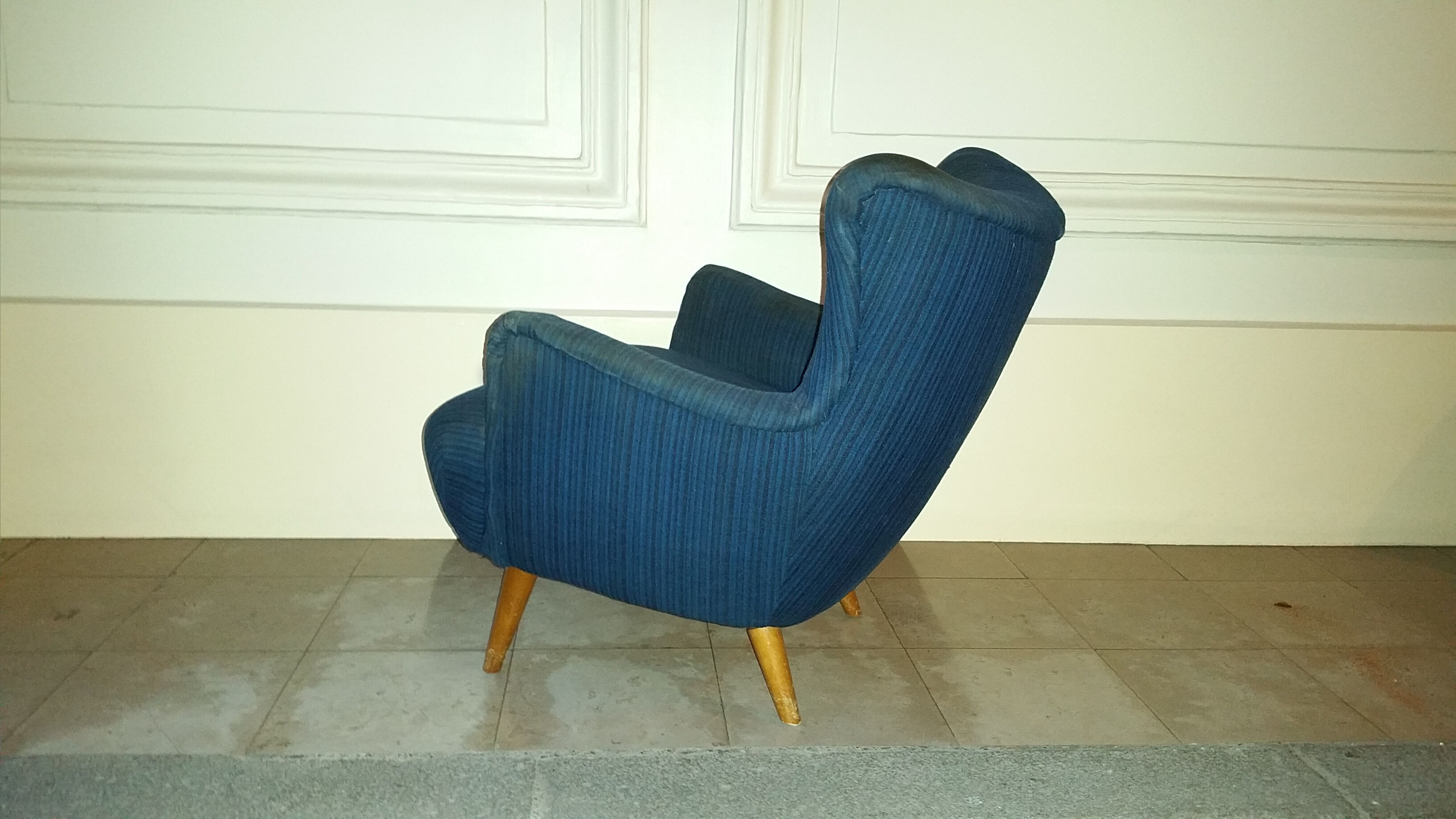 Reare Fauteuil Club Wing chair organic annéee 50