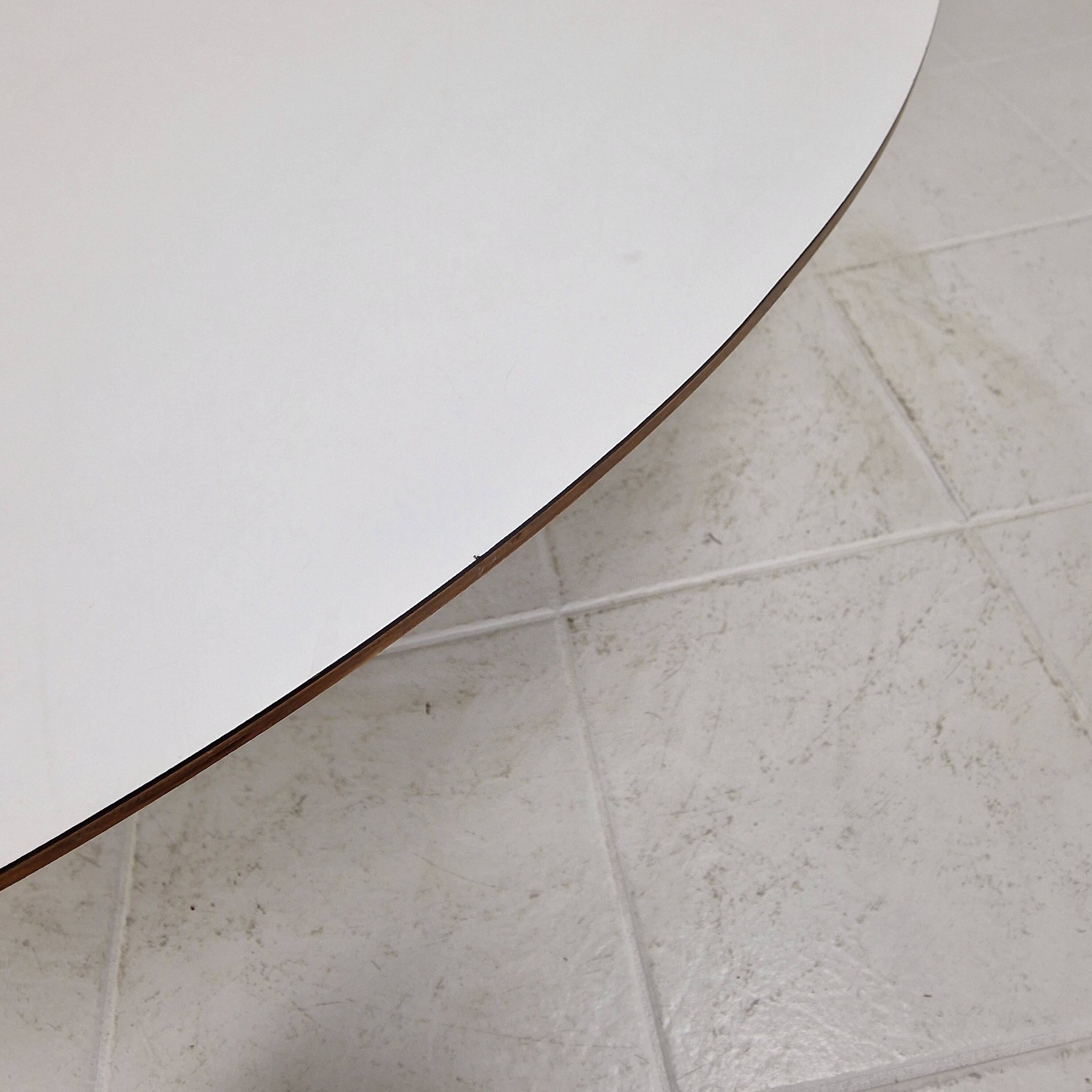 "Circle" Coffee Table by Pierre Paulin for Artifort, 1960s