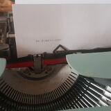 Olivetti Lettera22 Writing Machine