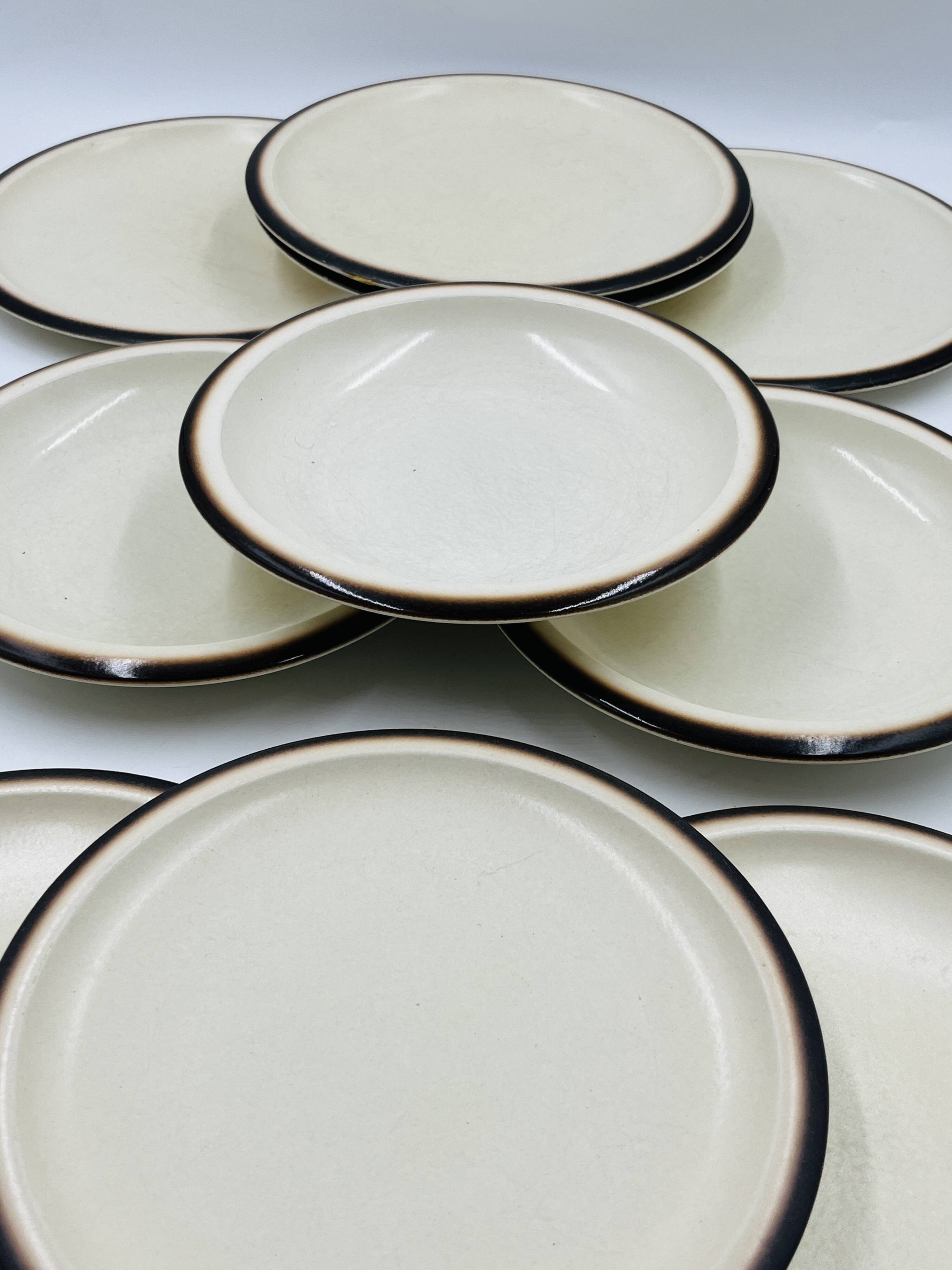 Set of 10 Boch La Louvière Sierra model plates.