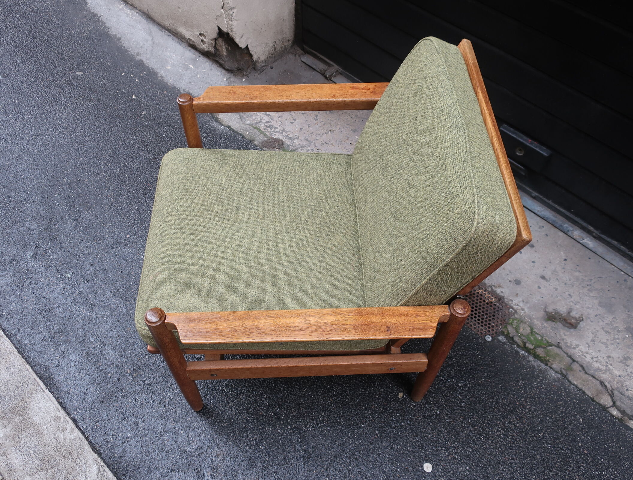Oak armchair from the 1960