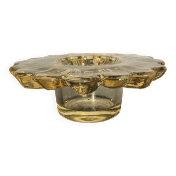 Tealight holder