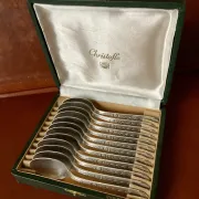 12 small spoons Villeroy Christofle in their case