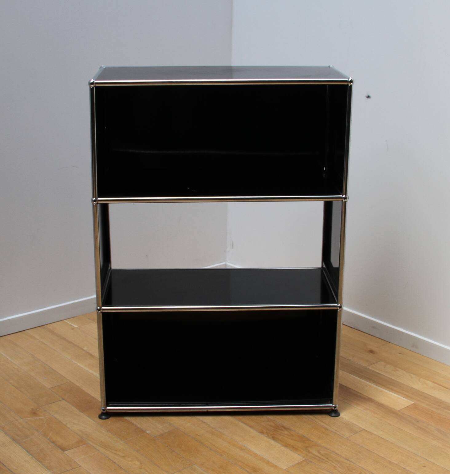 USM Haller storage unit