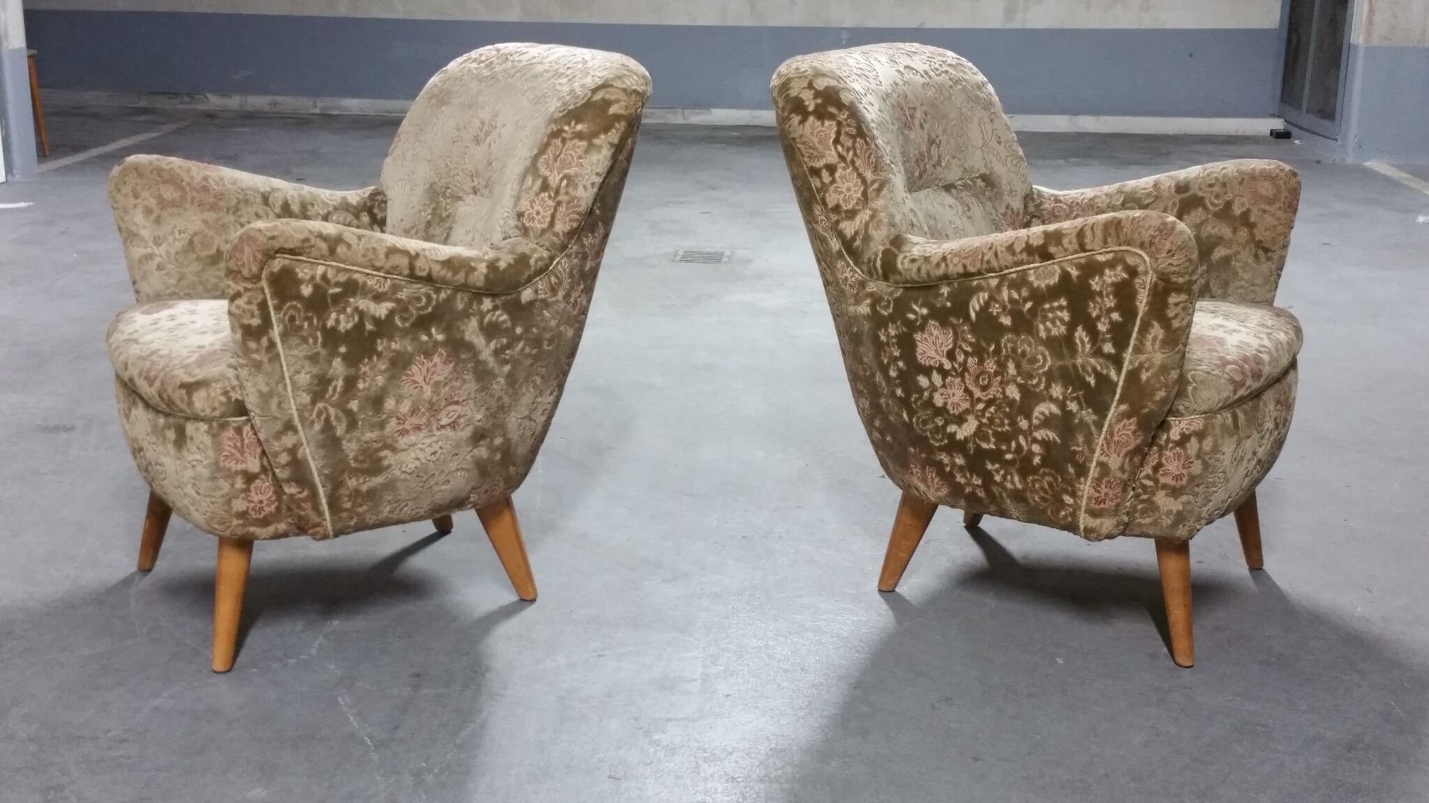 Armchair organic 50 60 years