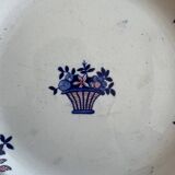 Longchamp France dinner plates, Rouennais model