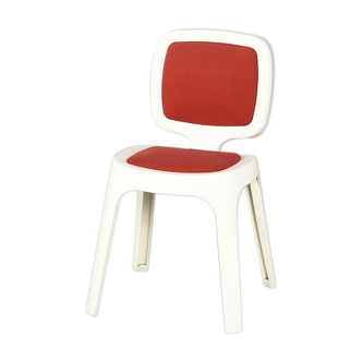 Coast Chair by Marc Newson