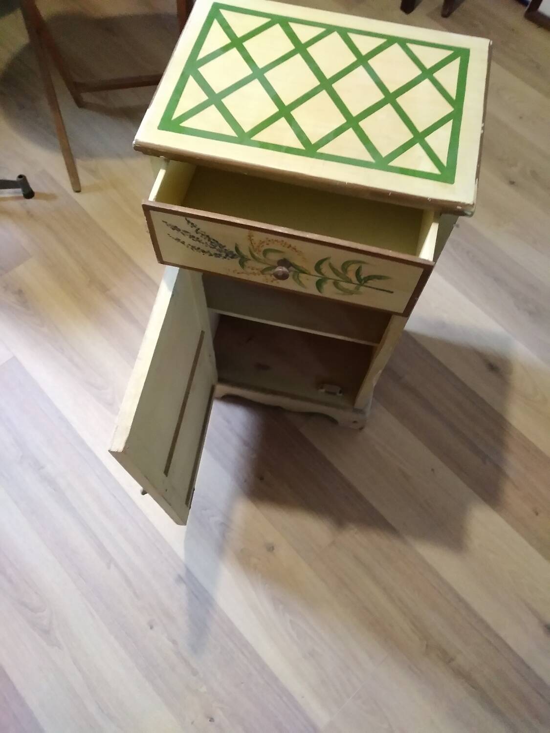 Small cabinet with door and drawer
