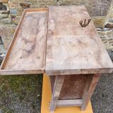 Sculptor's workbench