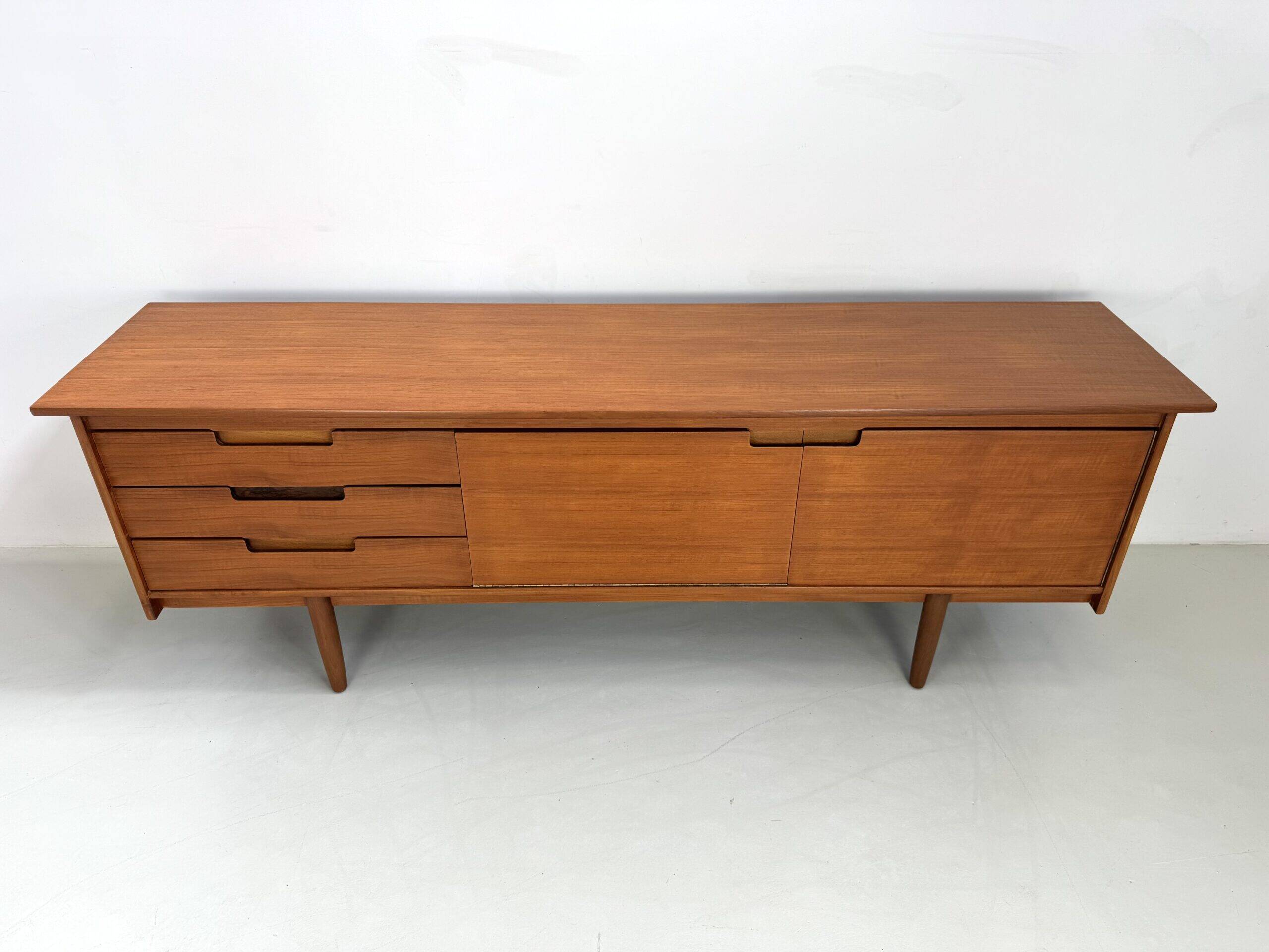 Enfilade vintage Younger