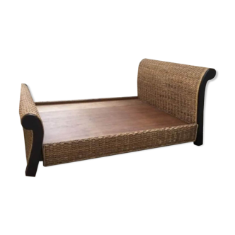Balinese bed