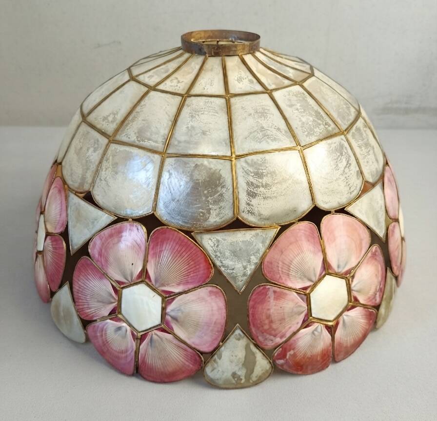 Large Art Deco style chandelier in Capiz shells and brass, 1960s.